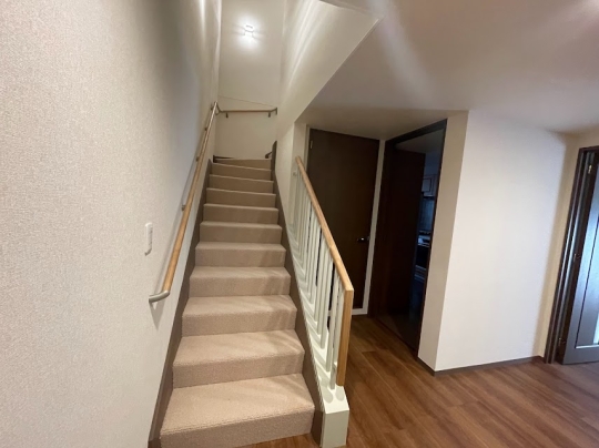 Connecting staircase